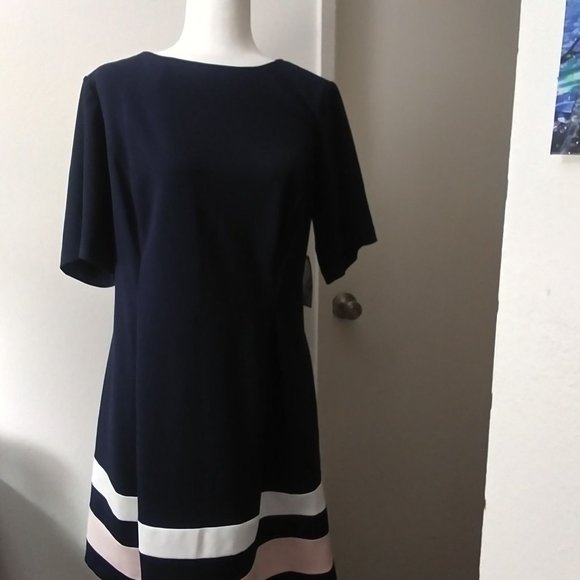 New Women's Short Sleeve Color Block Woven Dress - Picture 7 of 7